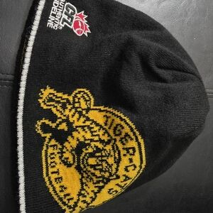 Black and Gold Graphic Knit Beanie – Men